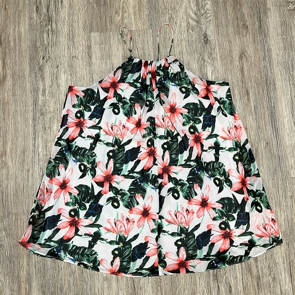 Vince Camuto Floral Lined Flowy Top​​​